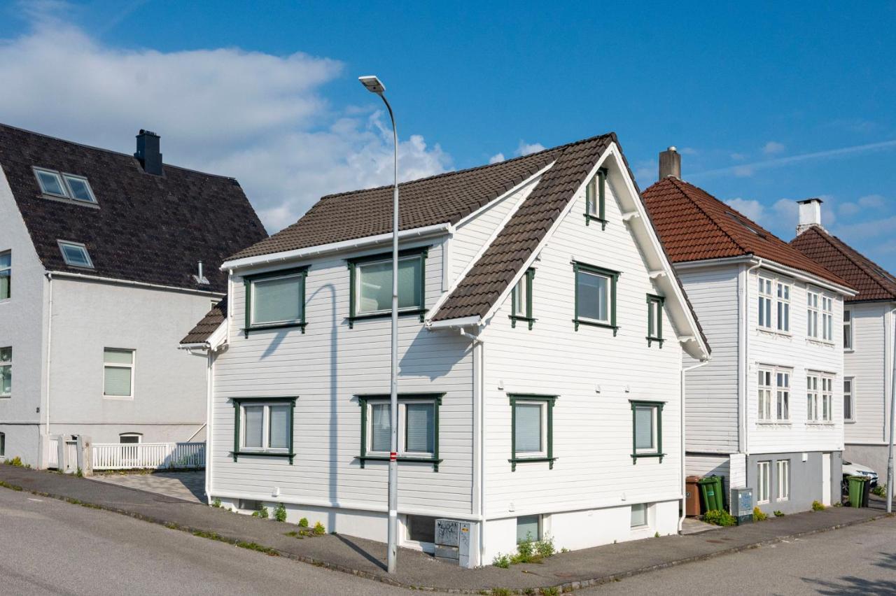 Practical Basement Apt With All Home Comforts Close To City Centre Stavanger Eksteriør bilde